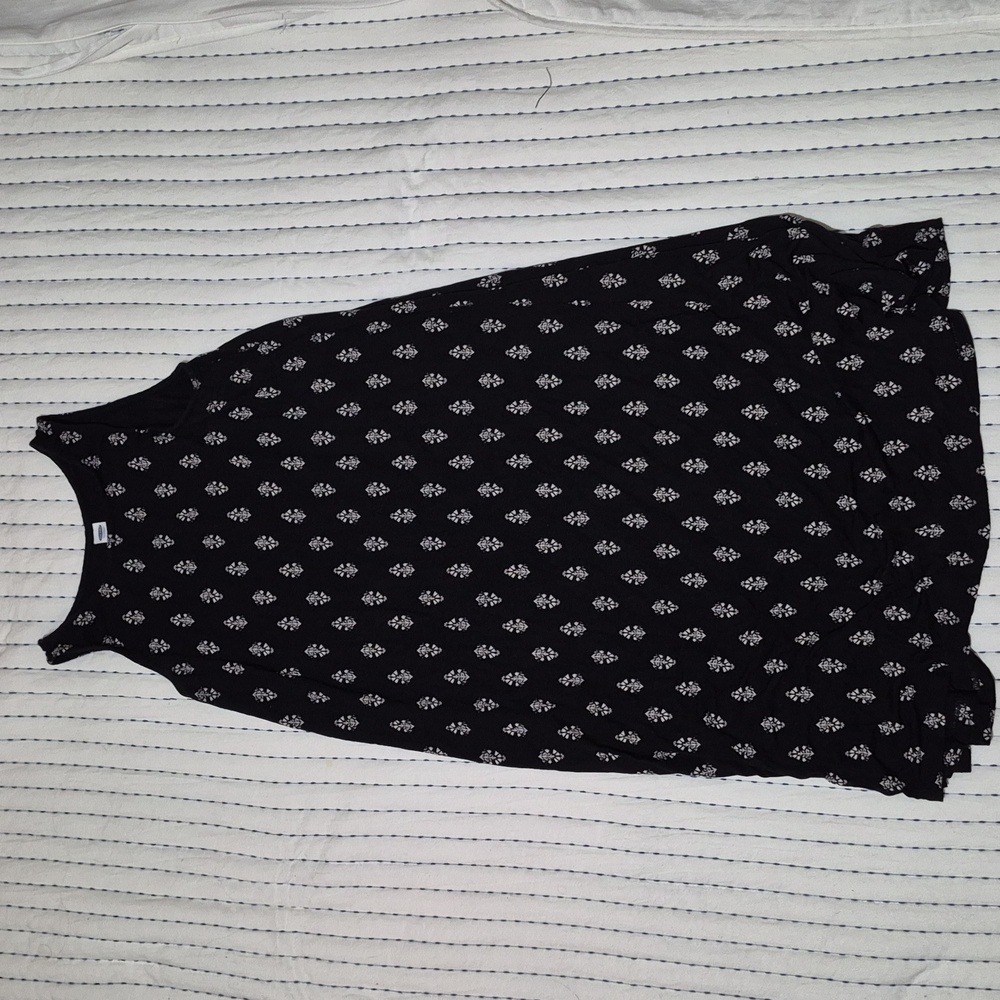 🌼4/$10 - Old Navy print swing dress